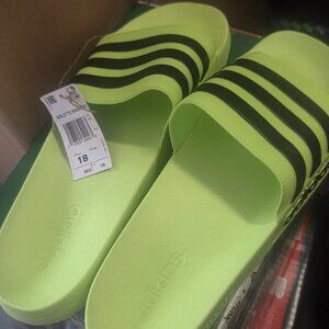 Size 18 adilette shower shoes